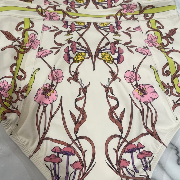 Tory Burch new this season one piece NWT - Picture 11 of 15